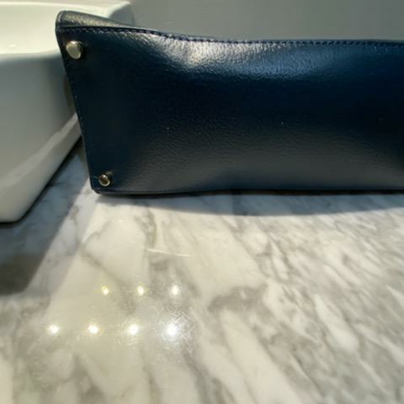 Large shoulder tote - Picture 6 of 7